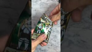 【進撃の巨人】【リヴァイ声真似】しながらコレクションガム開封#shorts #進撃の巨人#開封