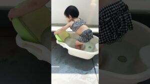 水遊びが好きです😊😊😊夏休み プール 進撃の巨人 サマーランド気分